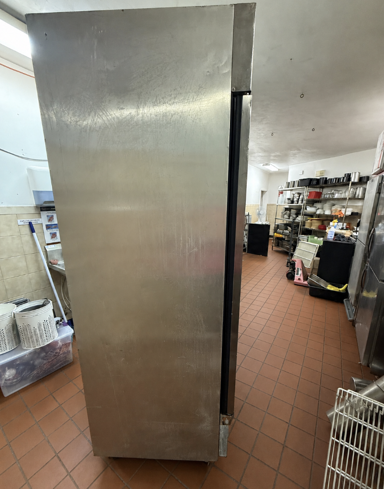 True TS-49F 55" Stainless Steel Door Reach-In Refrigerator — photo 2