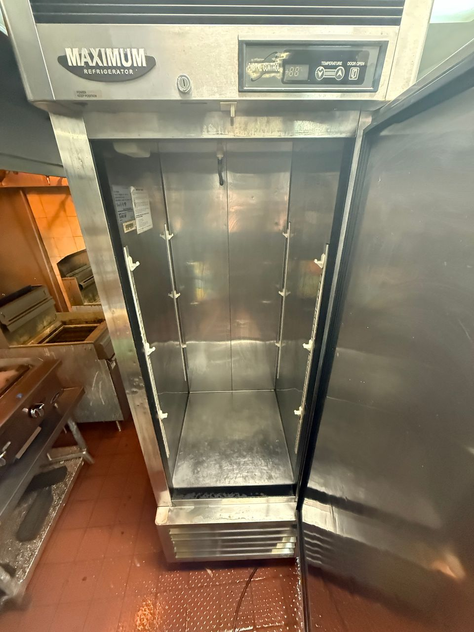 Turbo Air Commercial Reach-In Refrigerator, 19 cu. ft. — photo 2